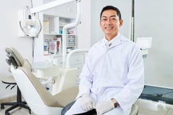 05052025_Confident Male Dentist